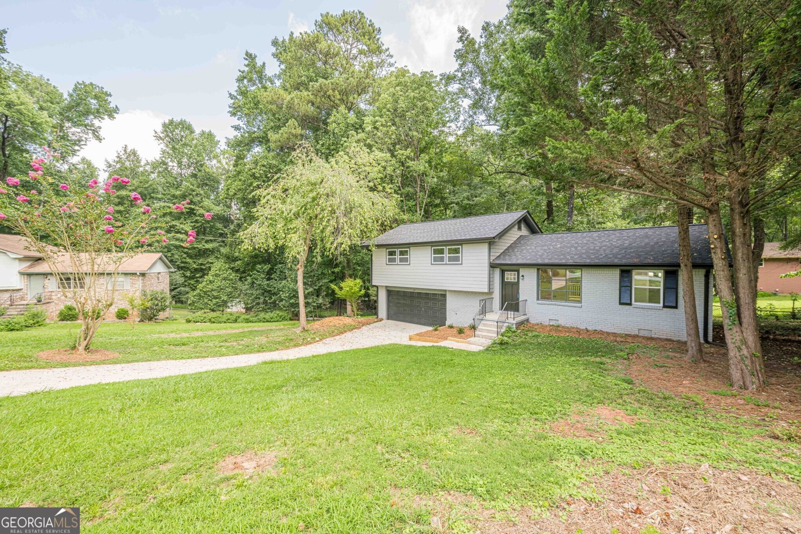 609 Mount Vista Court Stone Mountain - 2