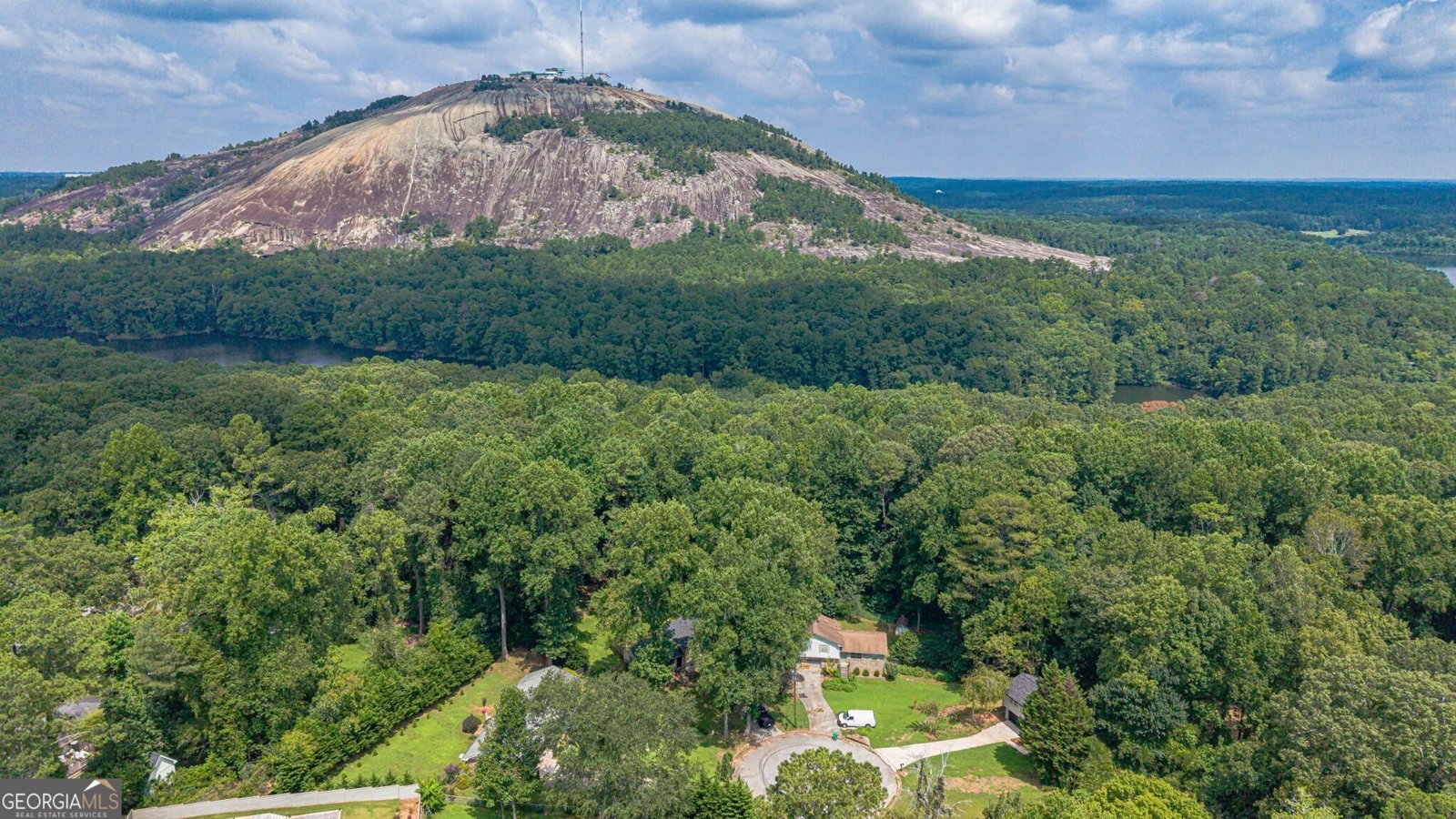 609 Mount Vista Court Stone Mountain - 40