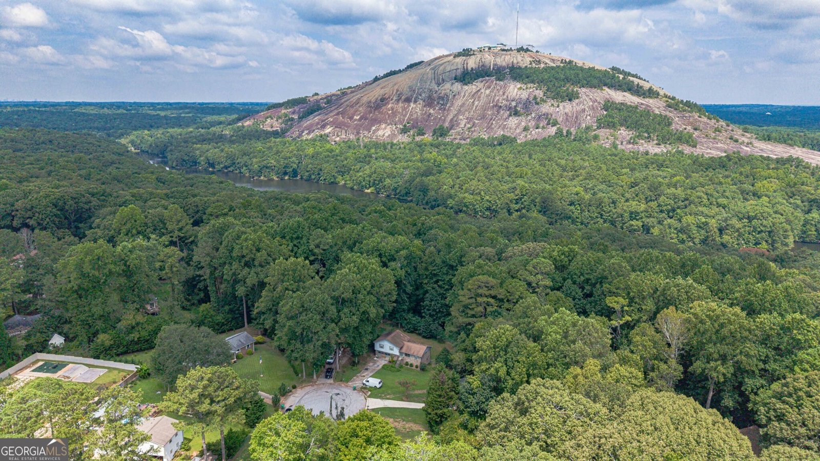 609 Mount Vista Court Stone Mountain - 41