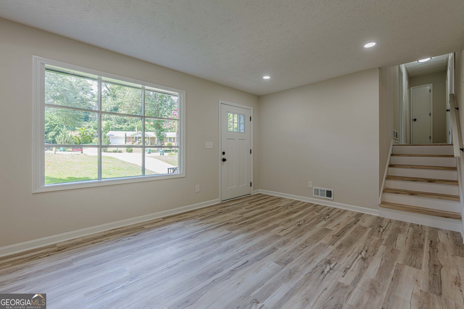 609 Mount Vista Court Stone Mountain - 7