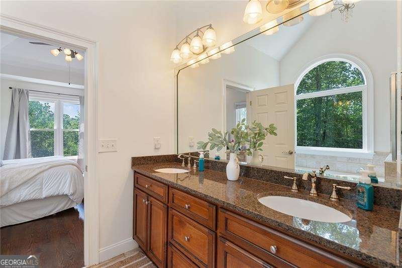 637 Amicalola Drive Dawsonville - 30
