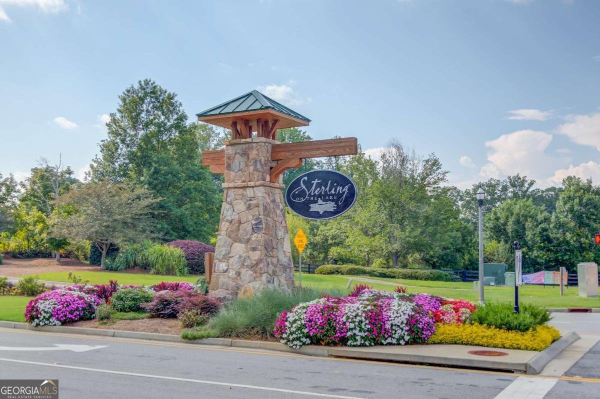 6824 Bungalow Road Flowery Branch - 6