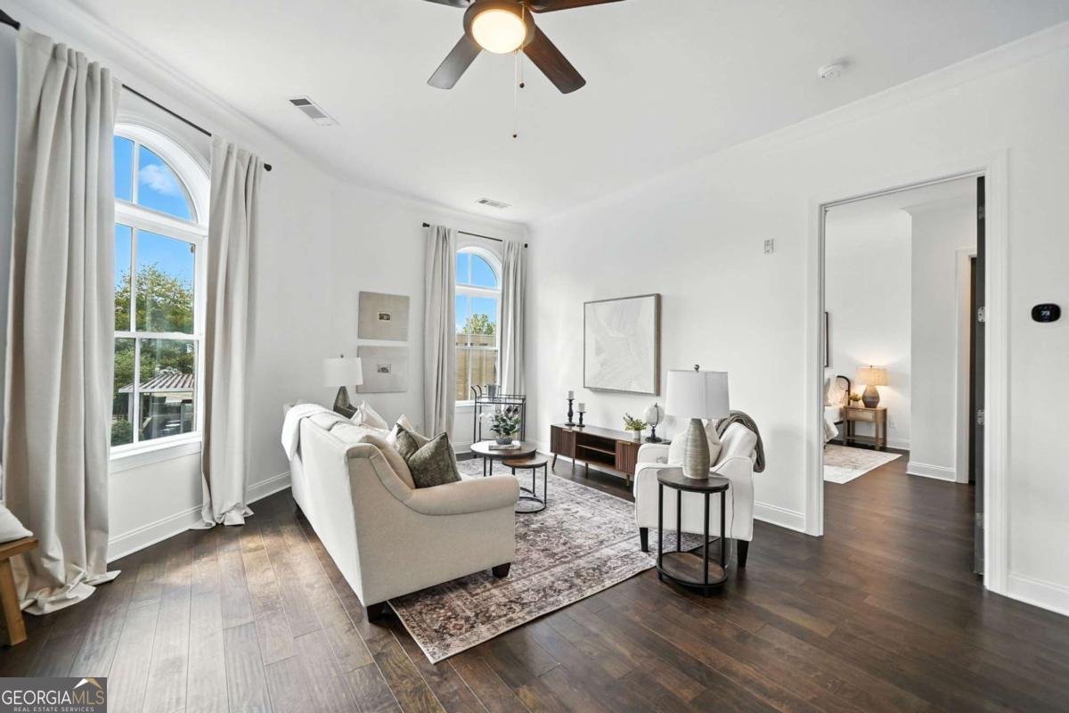 360 Chambers Street Woodstock - 11