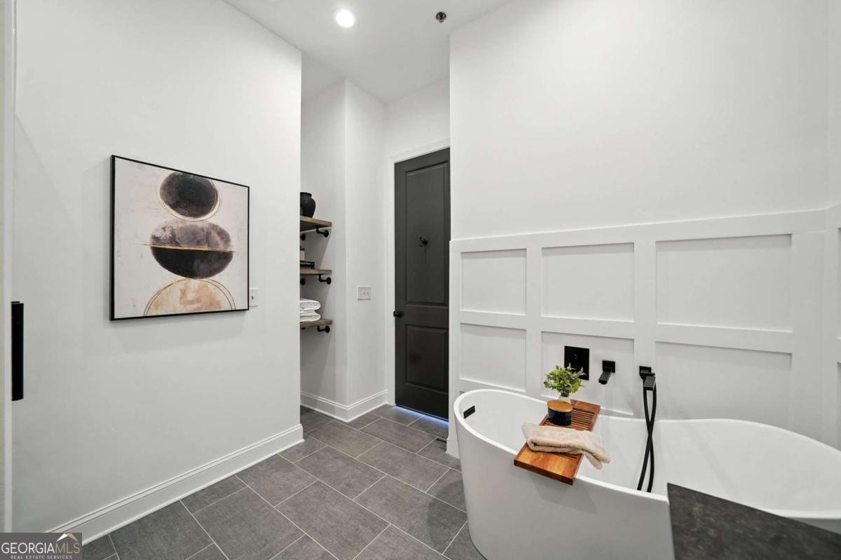 360 Chambers Street Woodstock - 36
