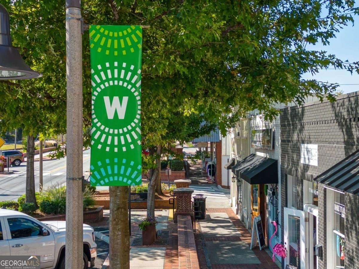 360 Chambers Street Woodstock - 47