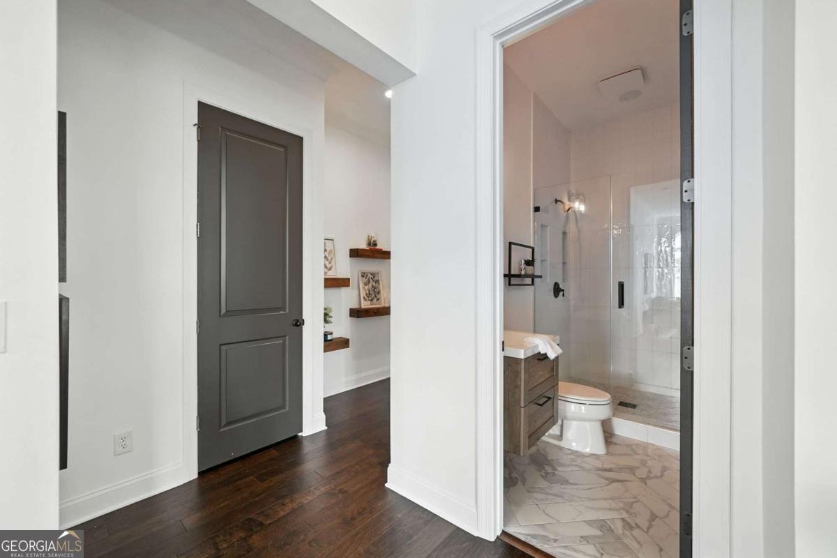 360 Chambers Street Woodstock - 9