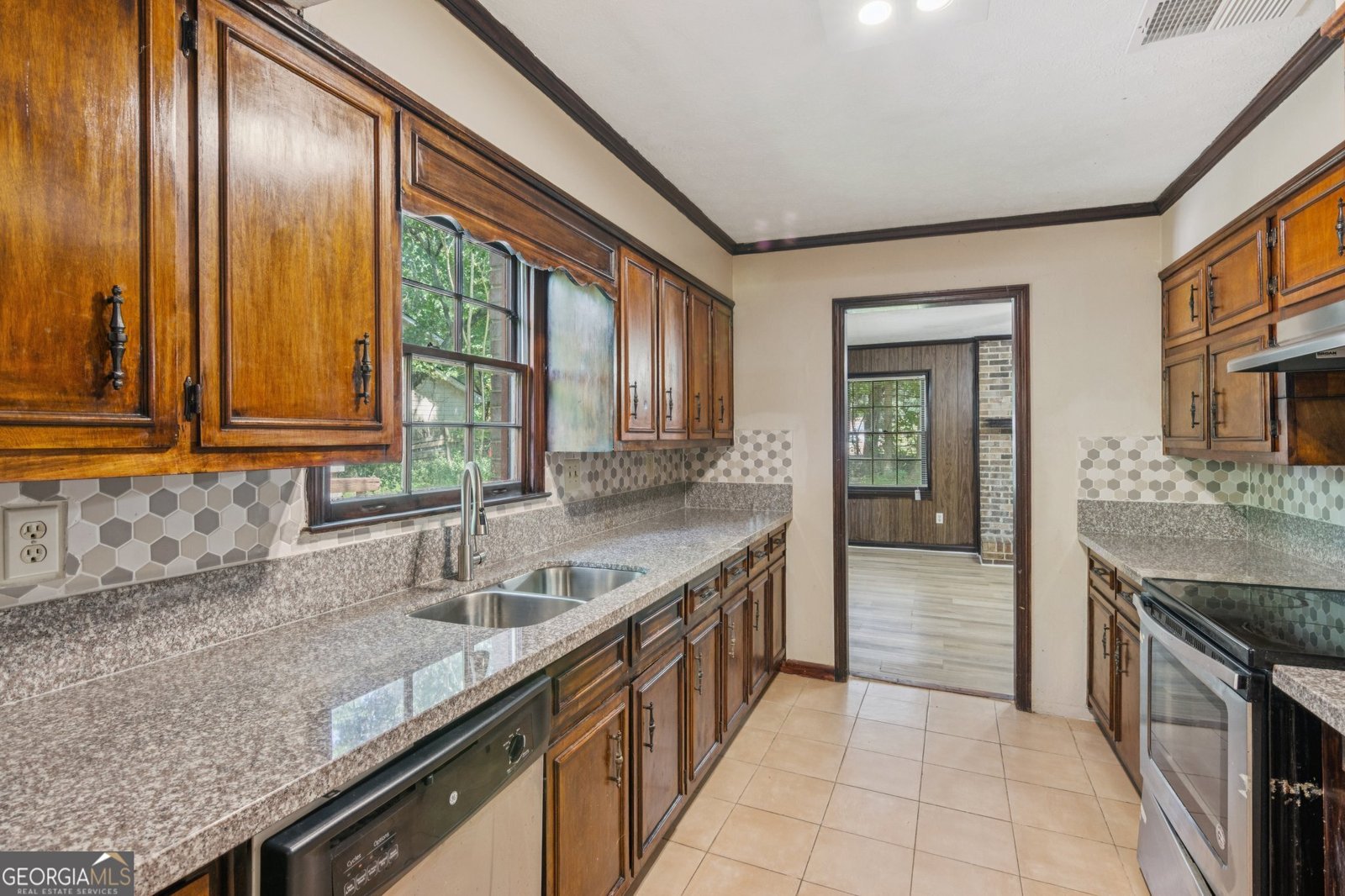 5825 Golden West Trail Lilburn - 11