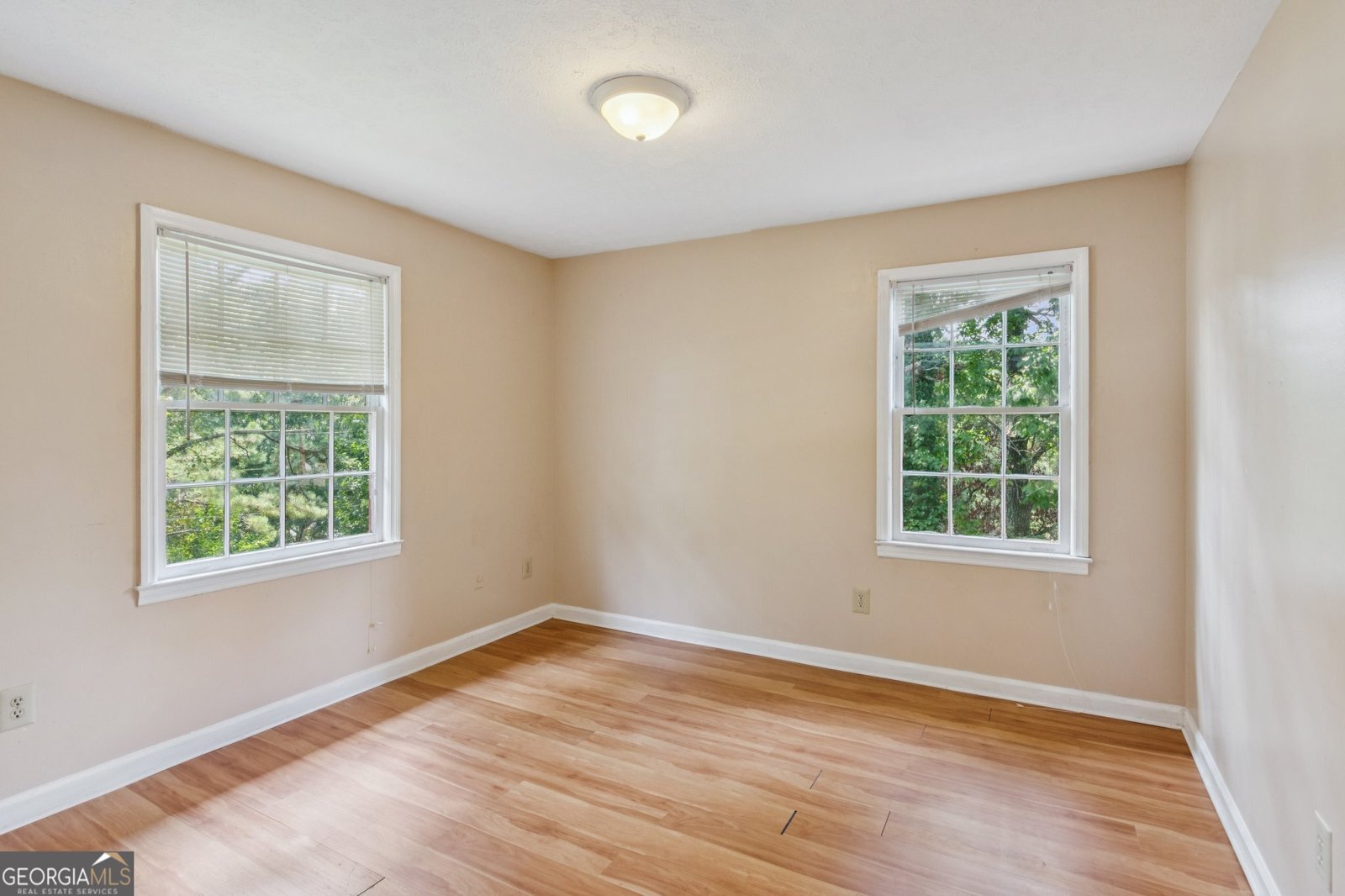 5825 Golden West Trail Lilburn - 23