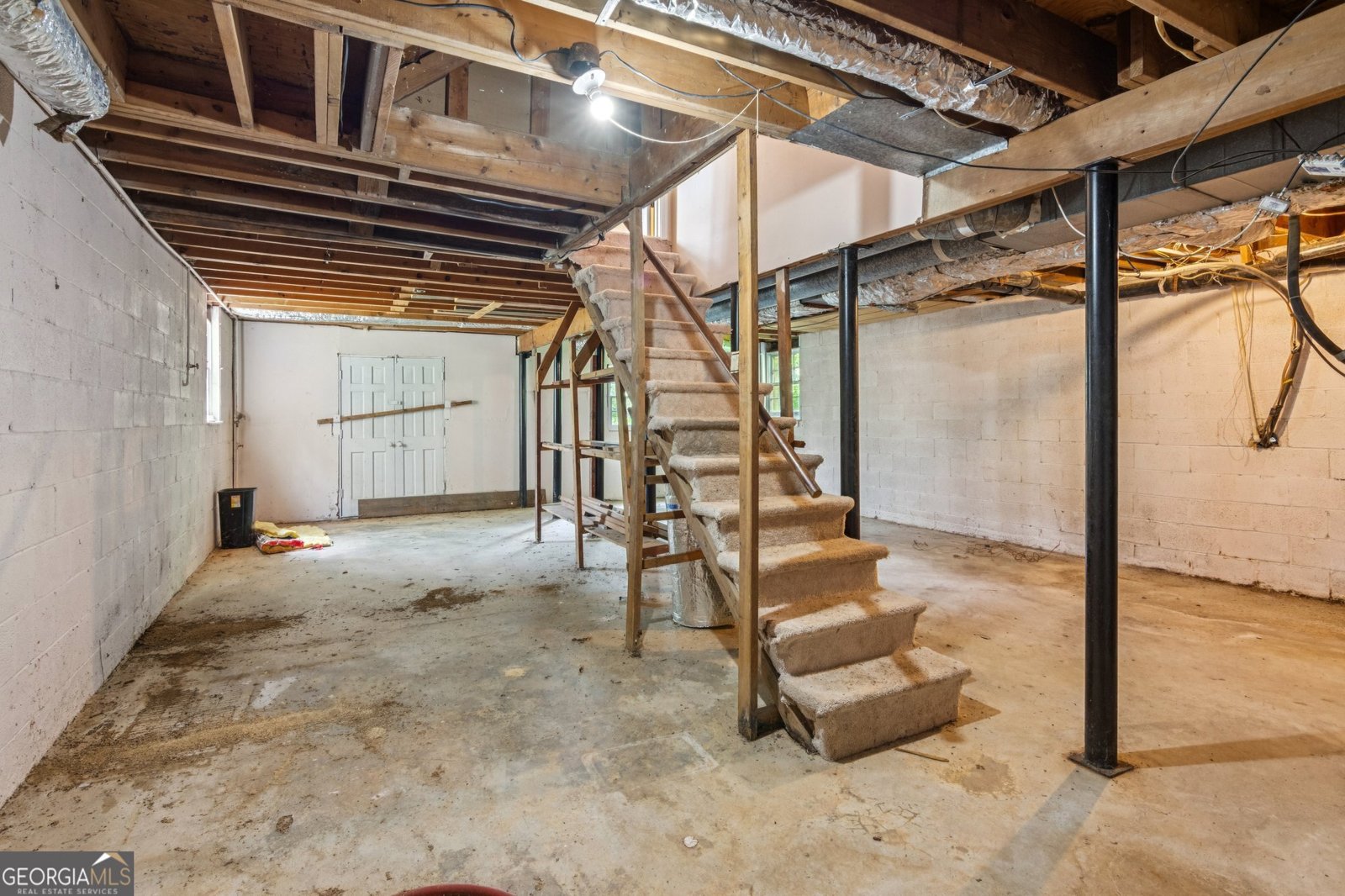 5825 Golden West Trail Lilburn - 27