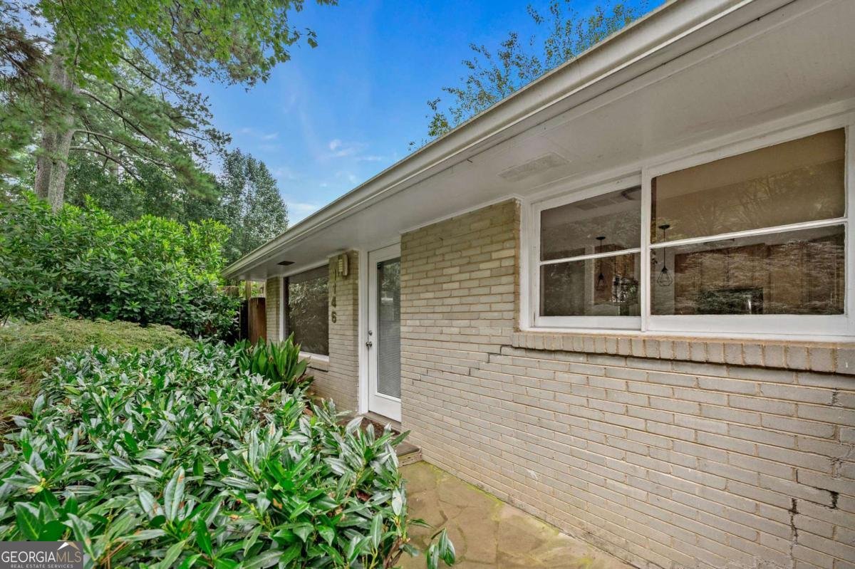1146 Palafox Dr Atlanta - 2
