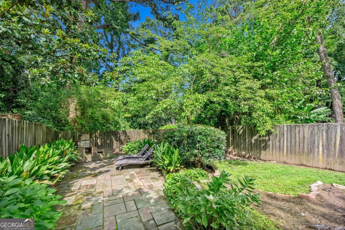 1146 Palafox Dr Atlanta - 22