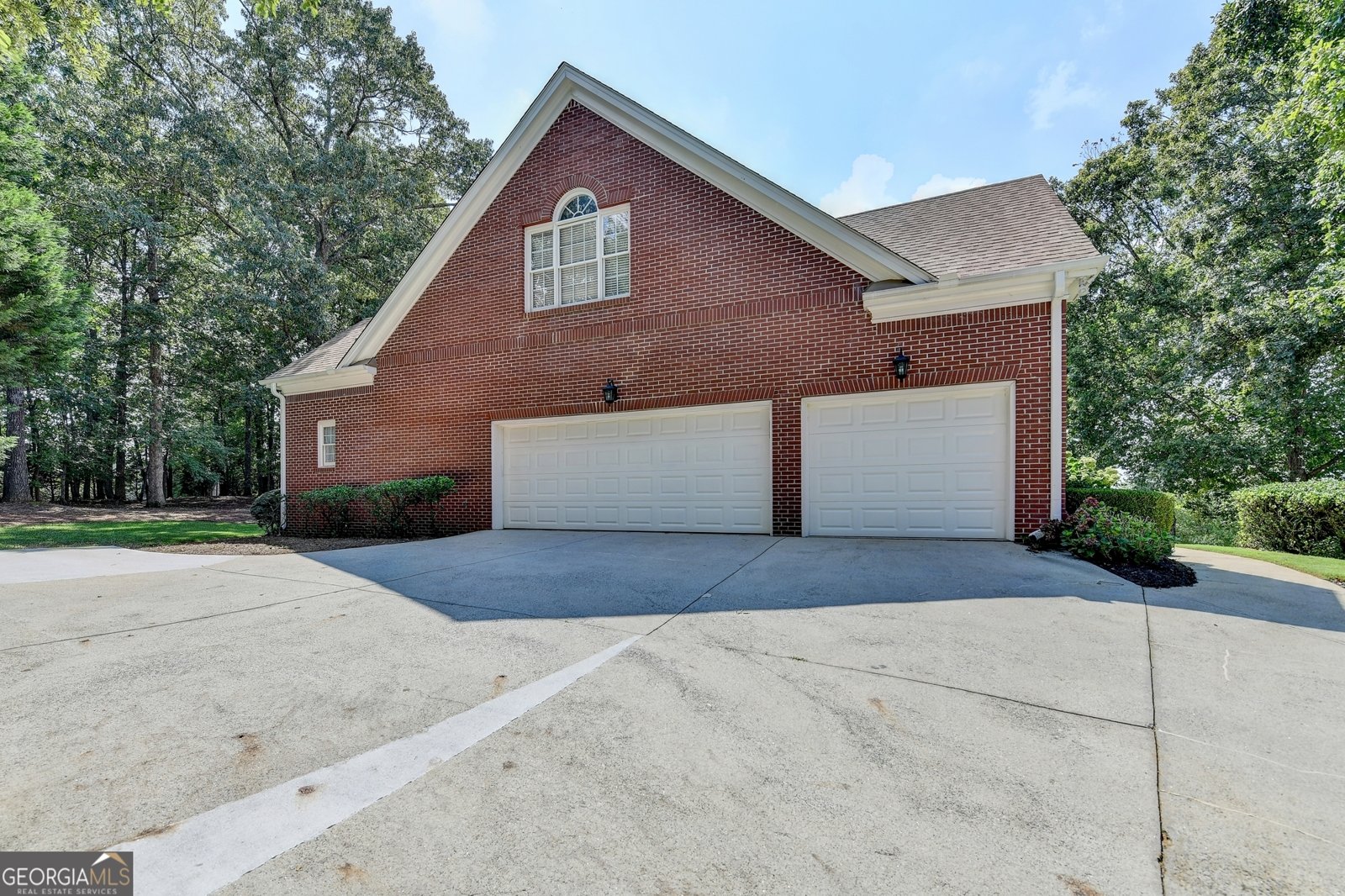 8320 Kenningston Way Duluth - 2