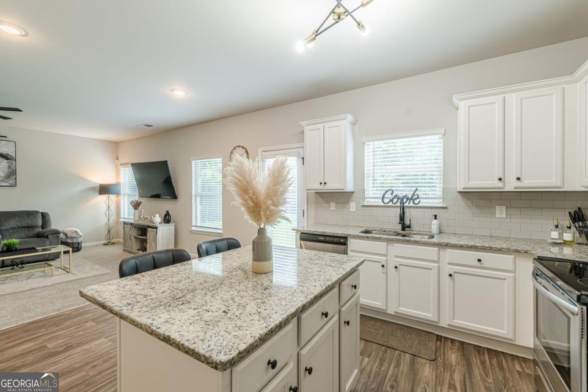5045 Pioneer Parkway Mcdonough - 21