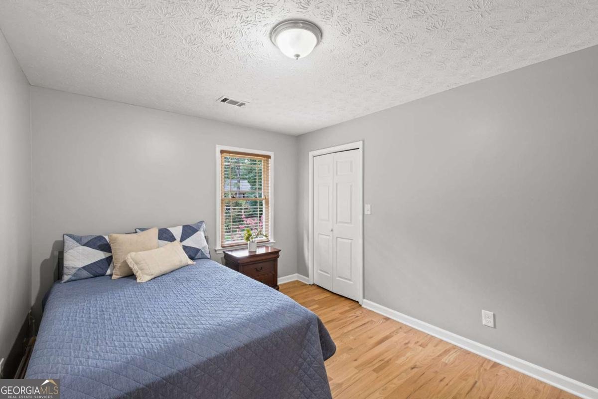 4163 Glen Meadow Drive Peachtree Corners - 28
