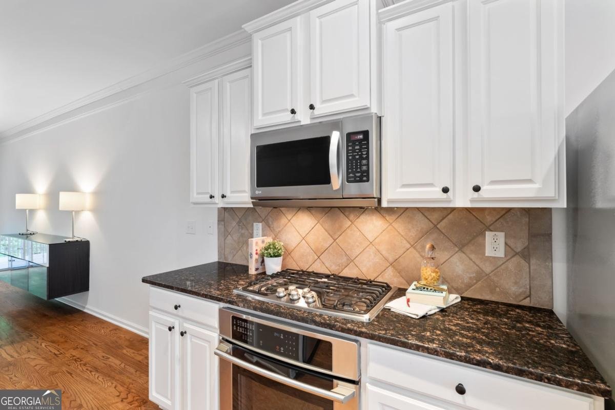 651 Coligny Court Sandy Springs - 27