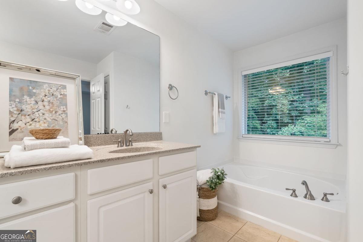 651 Coligny Court Sandy Springs - 9