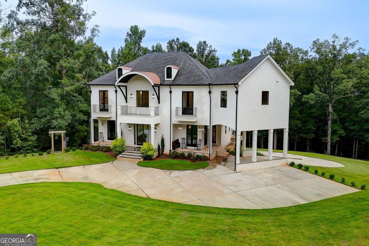 7505 Hollis Road Douglasville - 67