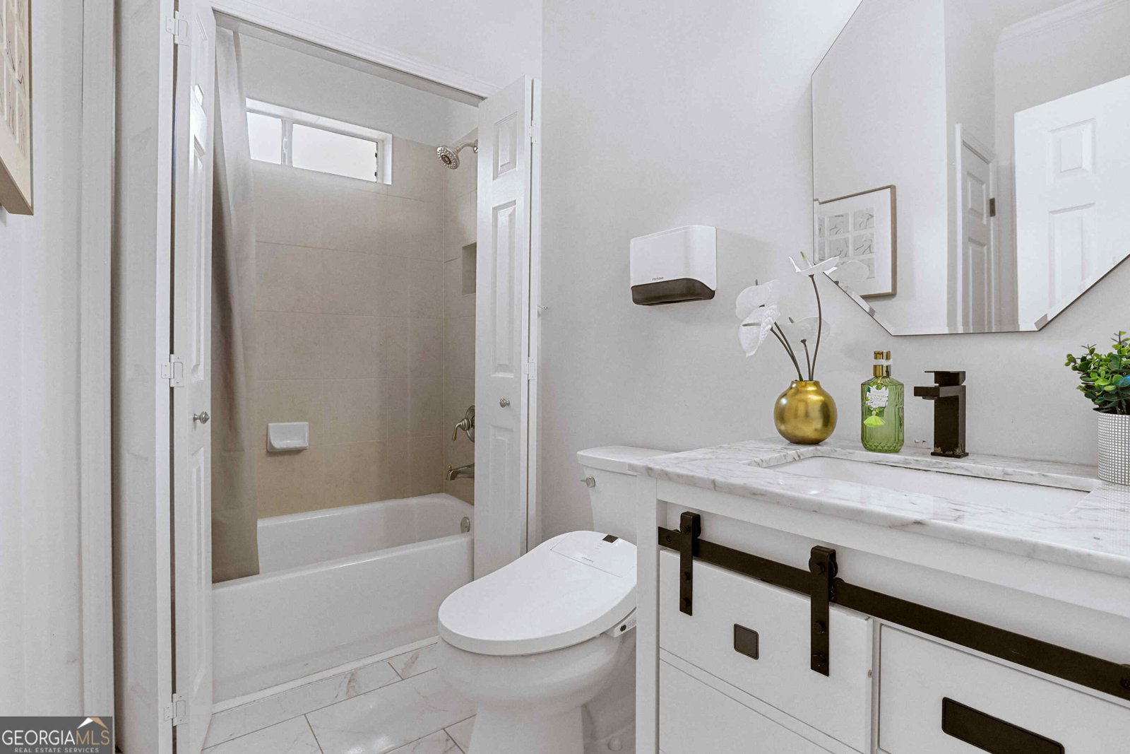 195 Woodcliff Court Suwanee - 19
