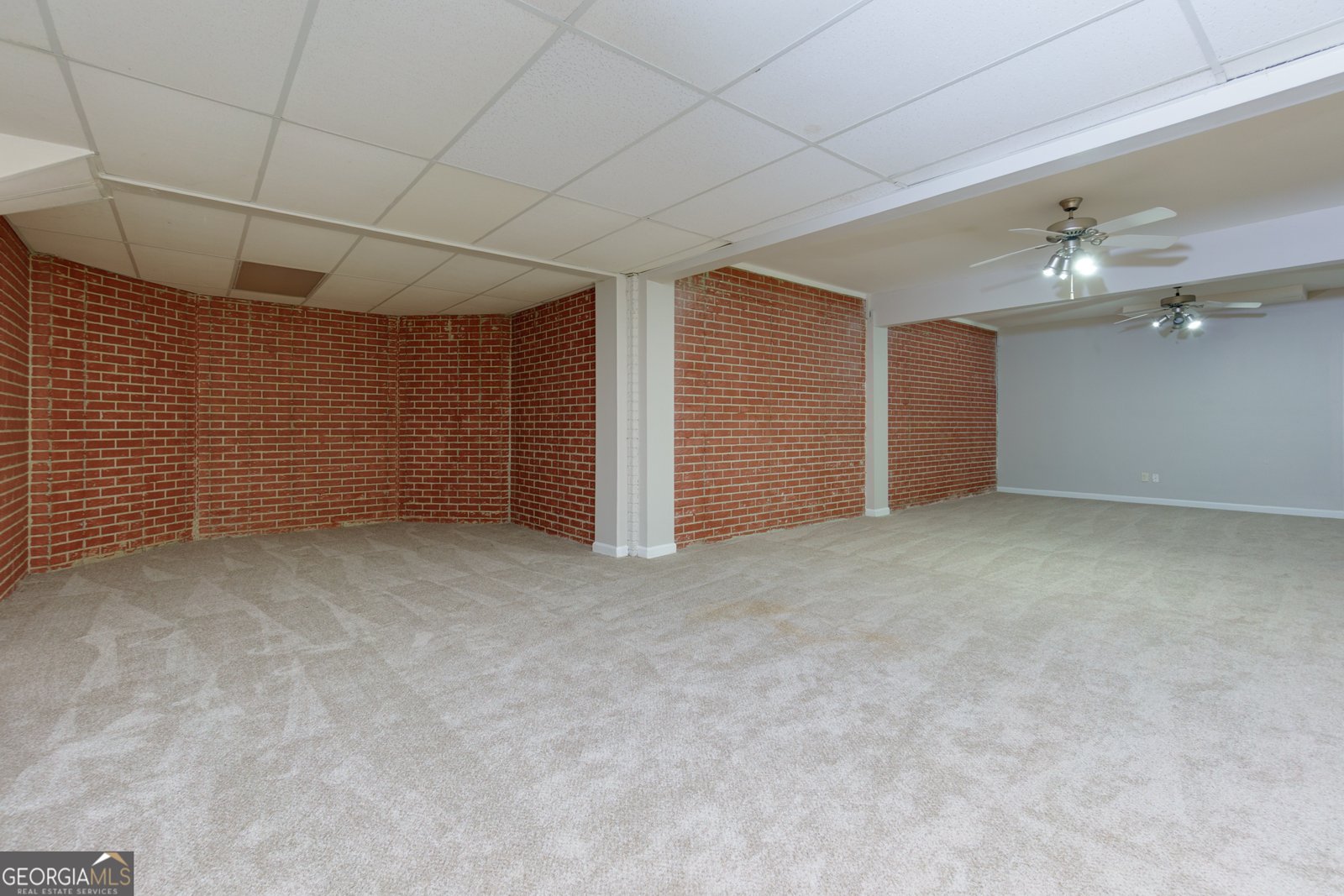 175 Oak Manor Fayetteville - 27