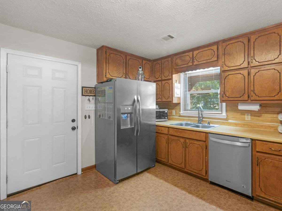 1000 Coan Drive Locust Grove - 15