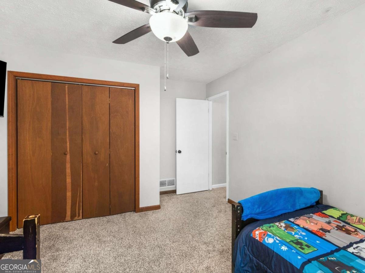 1000 Coan Drive Locust Grove - 33
