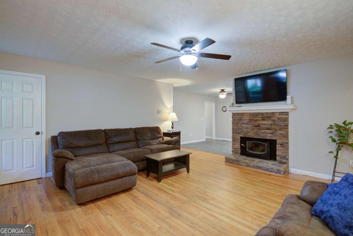 369 Fairfax Court Dawsonville - 8