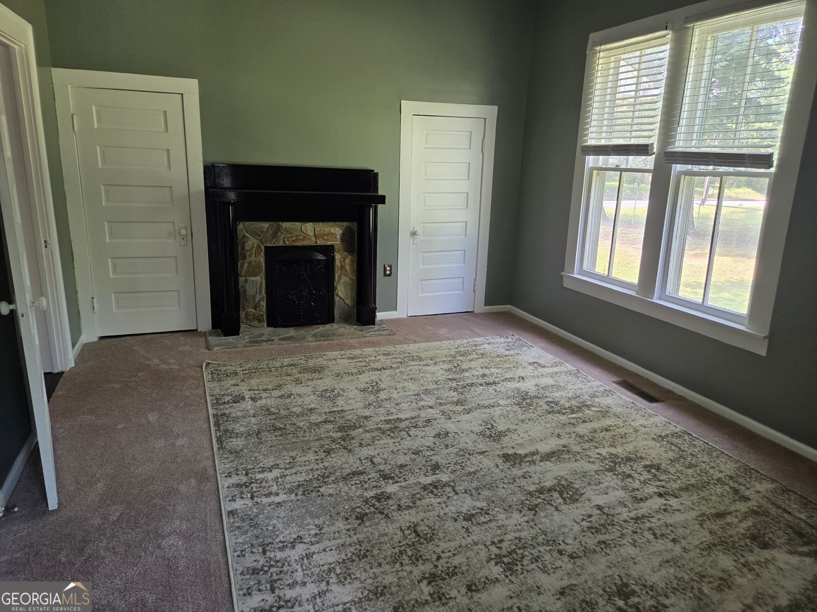 522 Main Street Jeffersonville - main photo