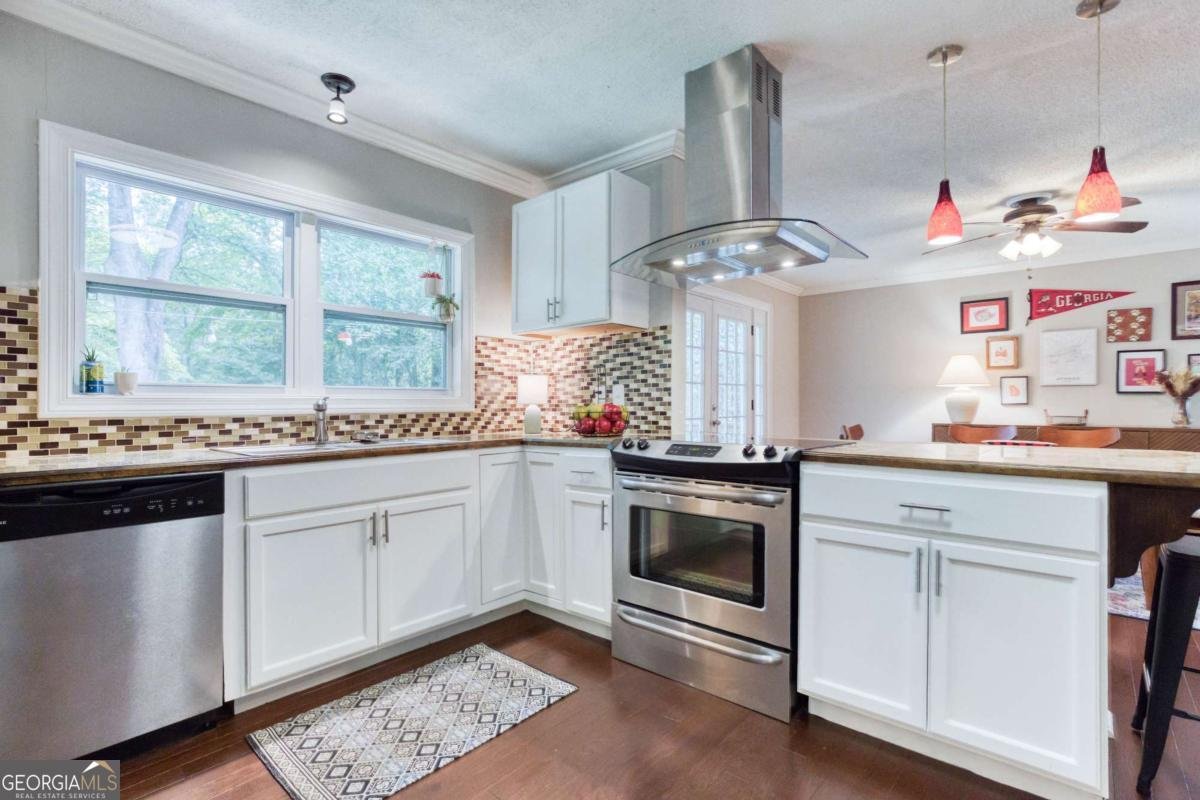284 Rhodes Drive Athens - 15