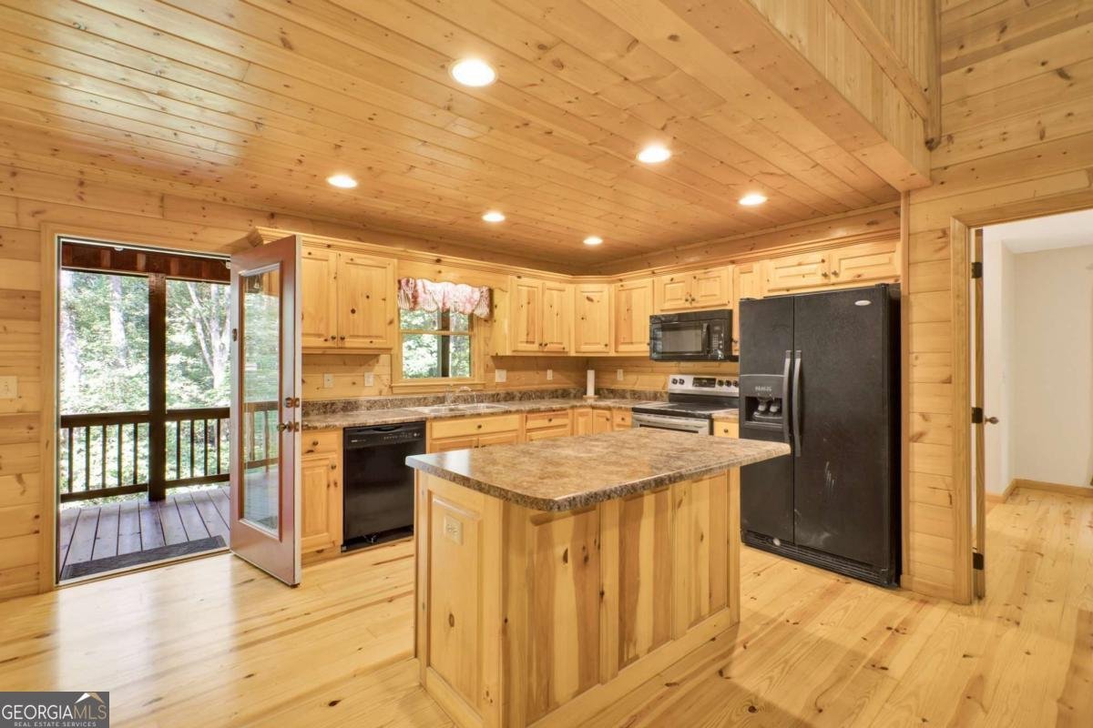 145 Rockingham Way Ellijay - 21