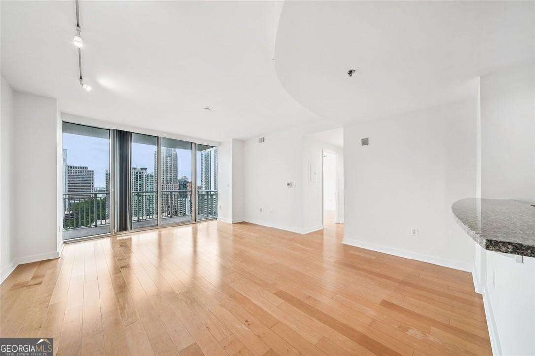 3338 Peachtree Road Atlanta - 1