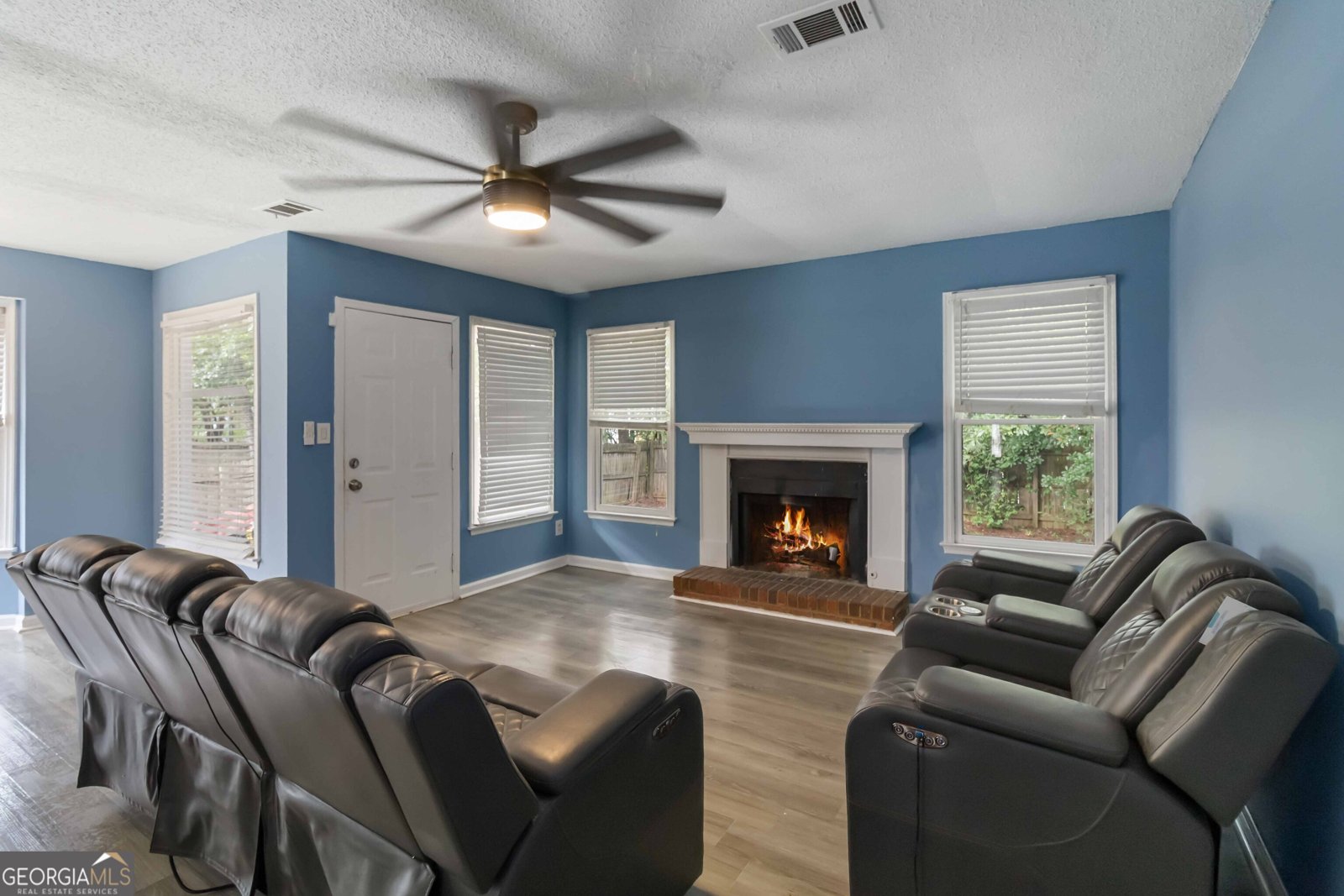 8045 Woodlake Drive Riverdale - 7