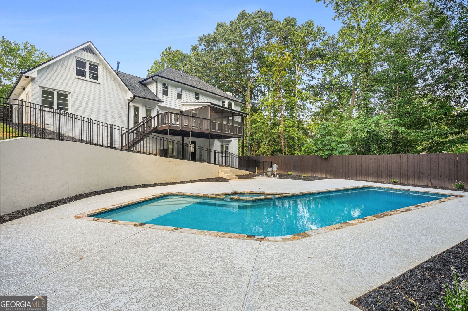 320 Richfield Courts Roswell - 10