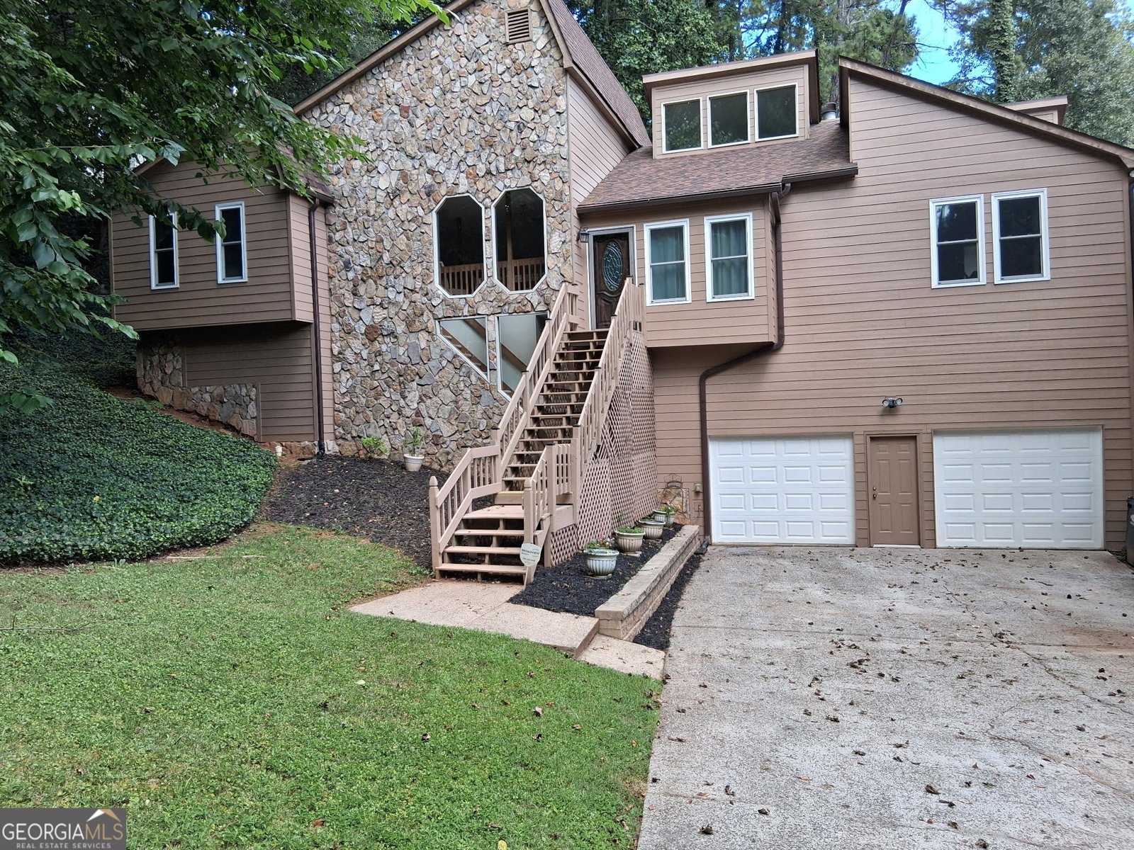 559 Farmbrook Trail Kennesaw - 1