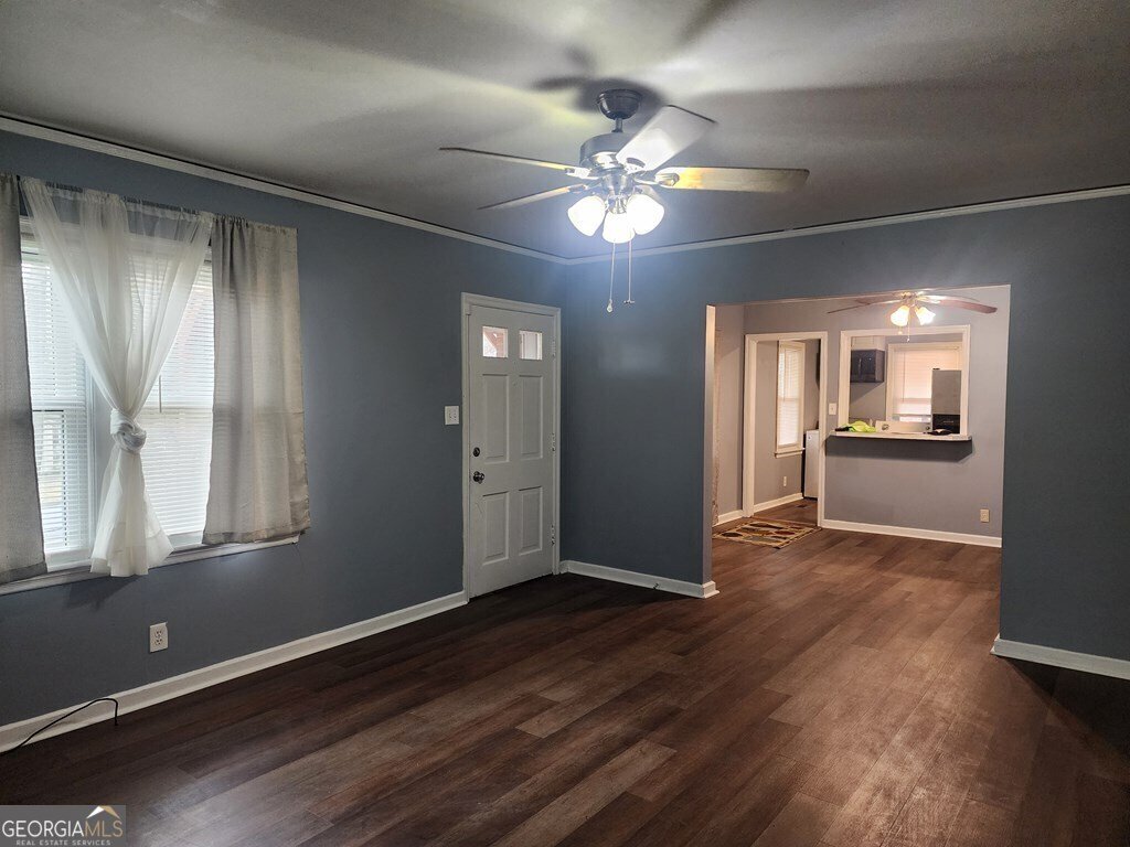 1310 Dixon Drive Columbus - 19