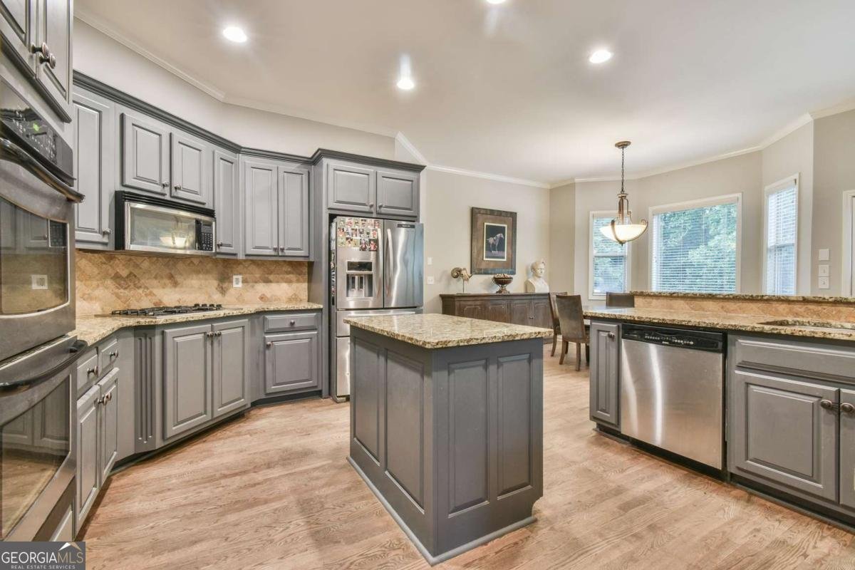 2945 Climbing Rose Street Buford - 16