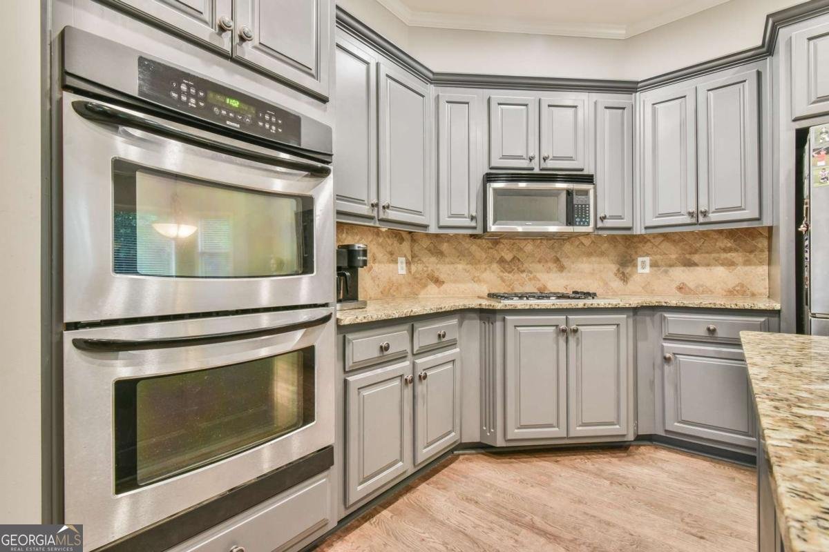 2945 Climbing Rose Street Buford - 17