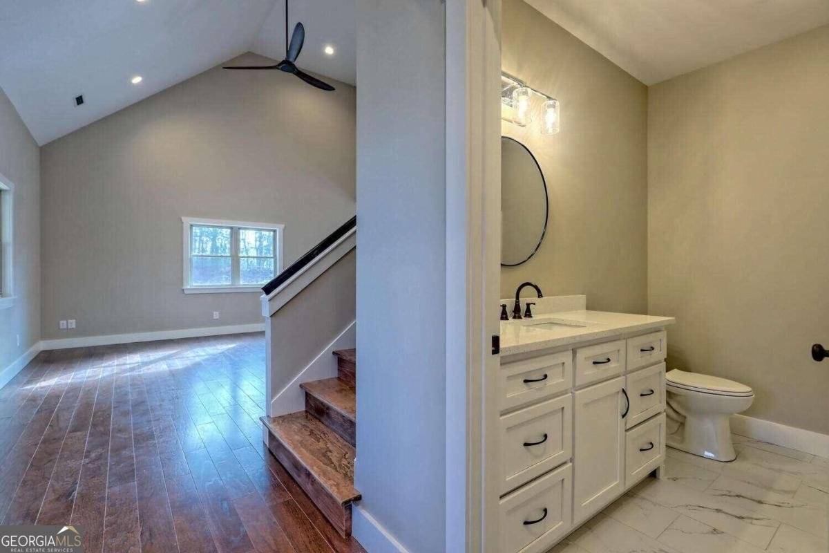 73 Cricket Lane Warne - 1