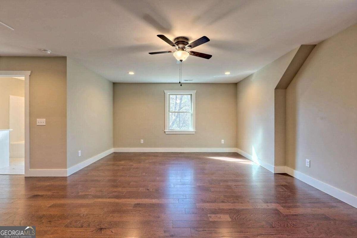 73 Cricket Lane Warne - 23