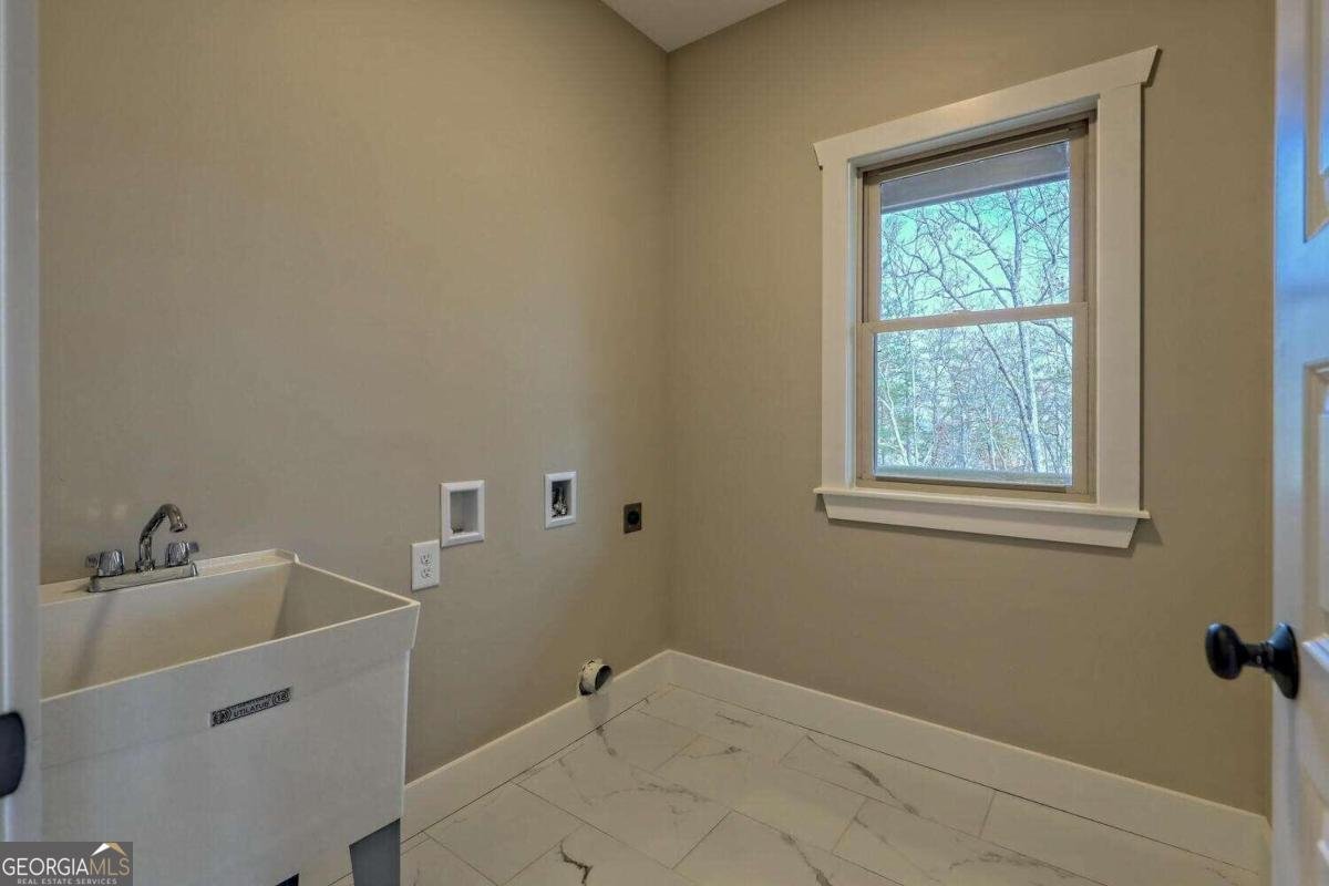 73 Cricket Lane Warne - 5