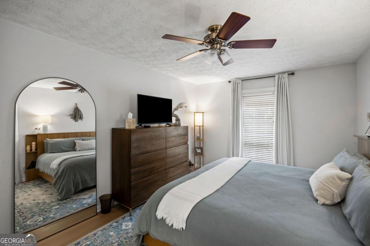 3476 Essex Avenue Atlanta - 17