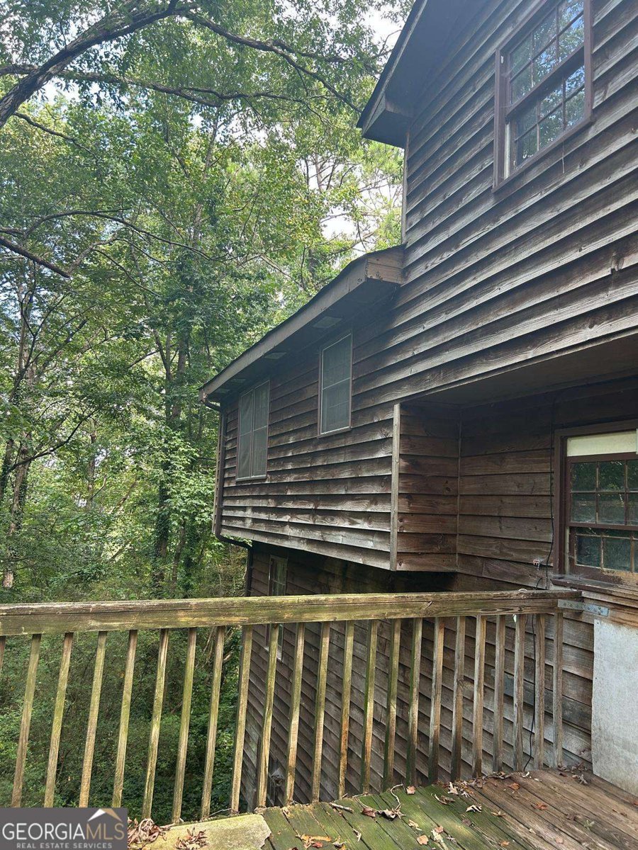 847 Chartley Drive Lilburn - 8