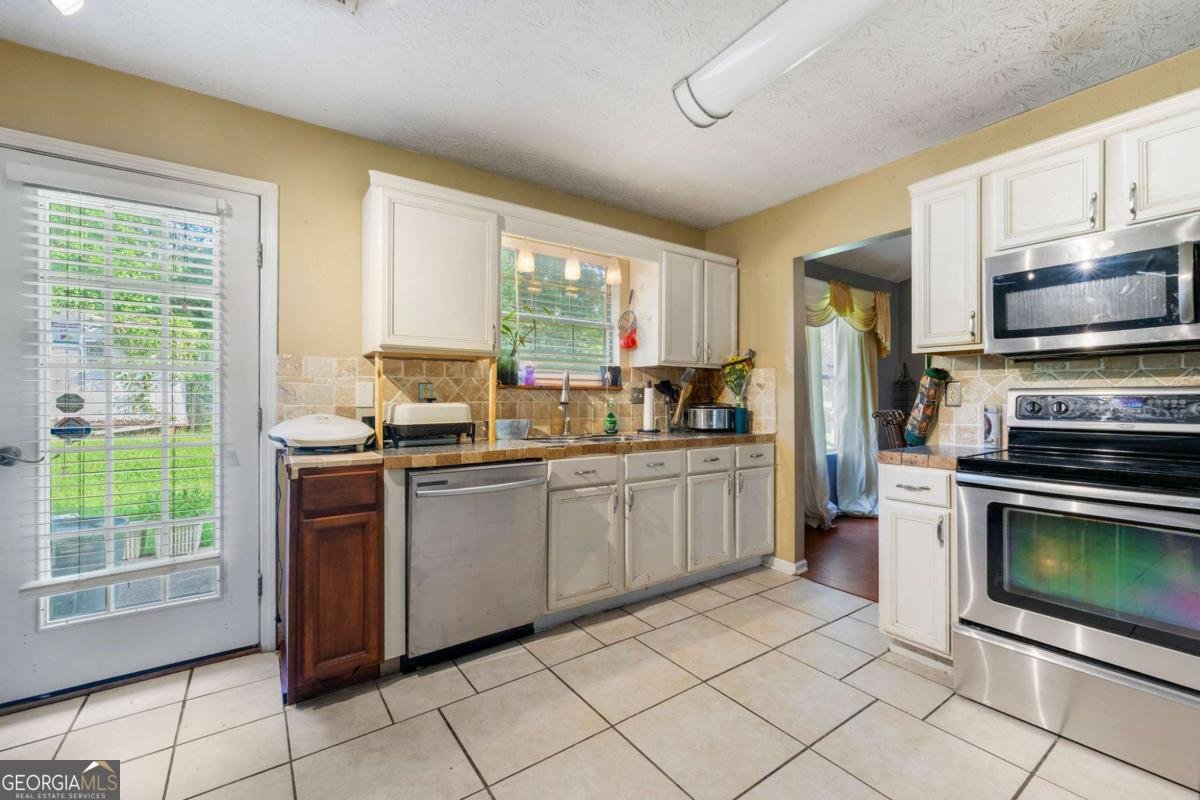 5222 Biffle Road Stone Mountain - 9