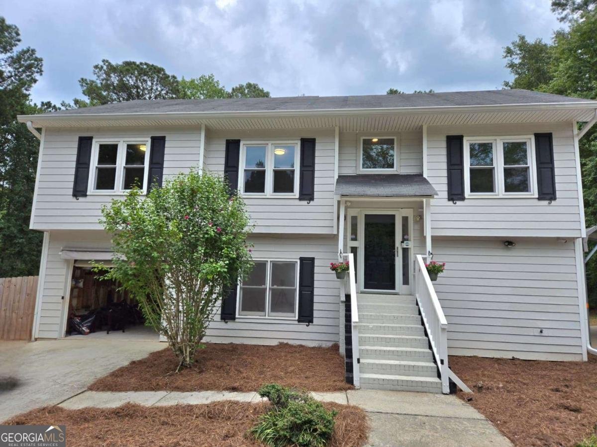 715 Herring Road Newnan - 1