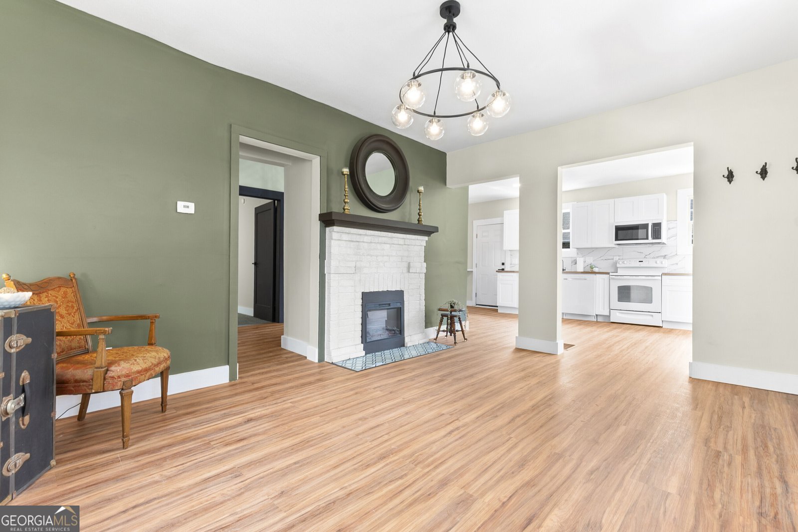 587 Robert Henry Street Macon - 4