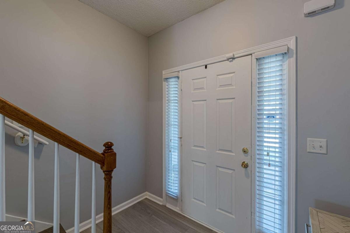 7640 RUTGERS Circle Fairburn - 5