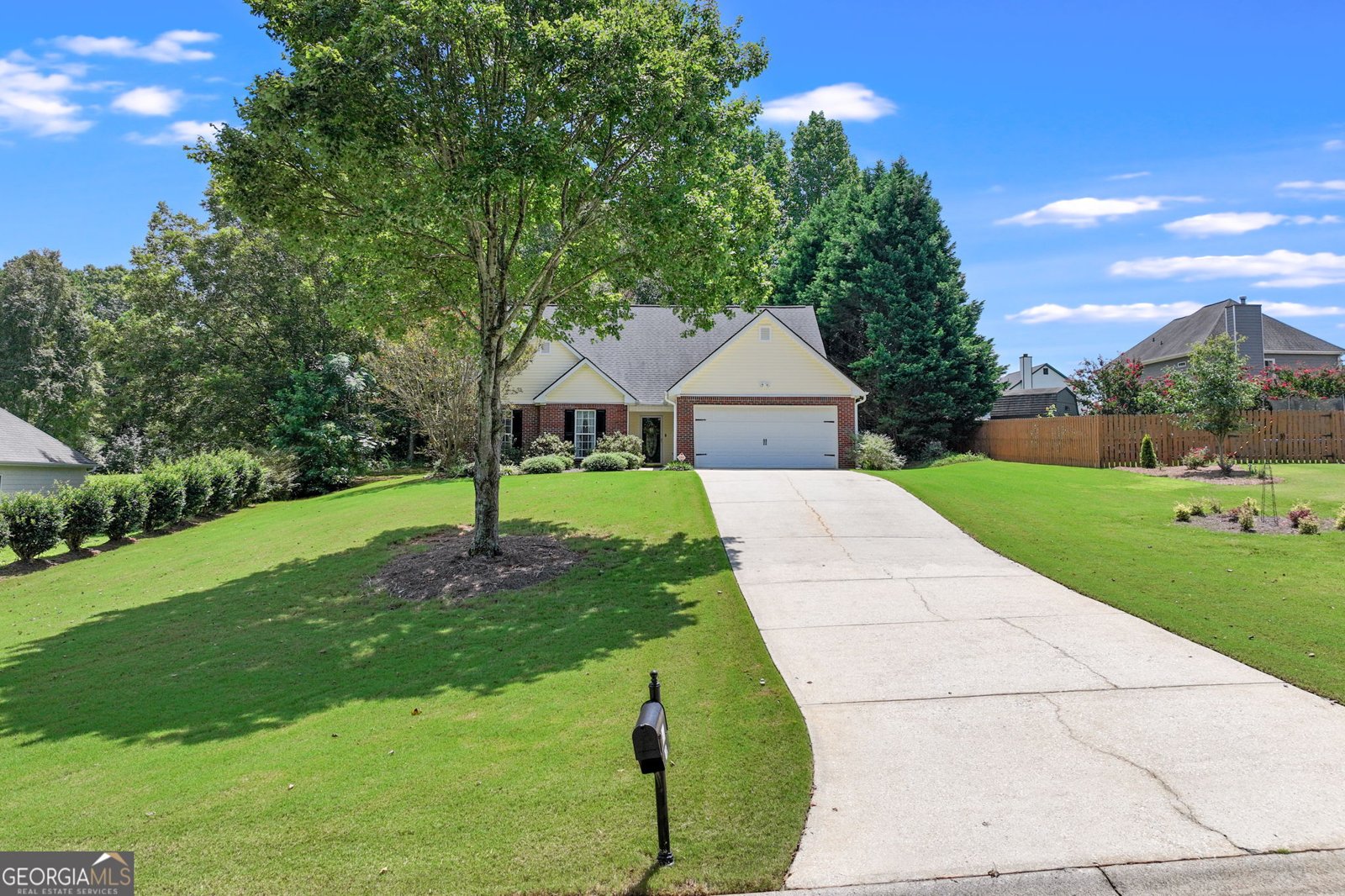 628 Huntington Trace Winder - 16