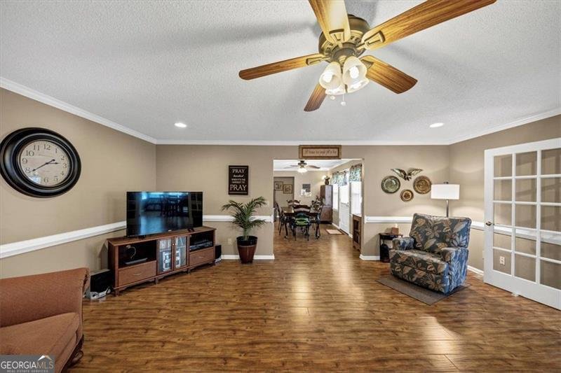 5283 MEADOWS Road Powder Springs - 13