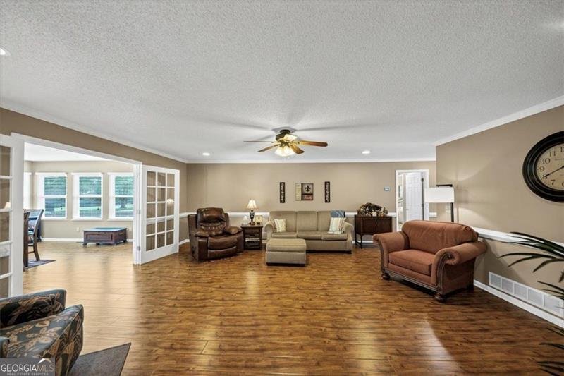 5283 MEADOWS Road Powder Springs - 15
