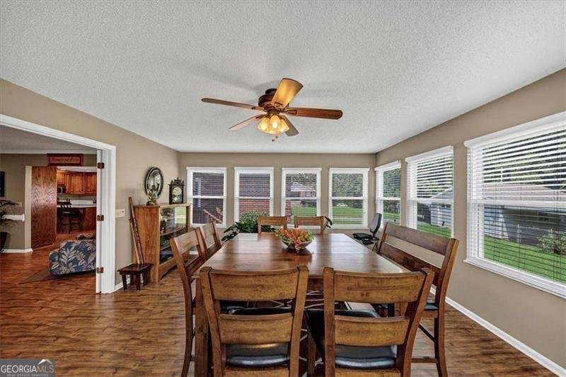 5283 MEADOWS Road Powder Springs - 17