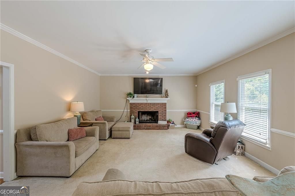 1765 Pinetree Pass Lane Lane Lilburn - 4